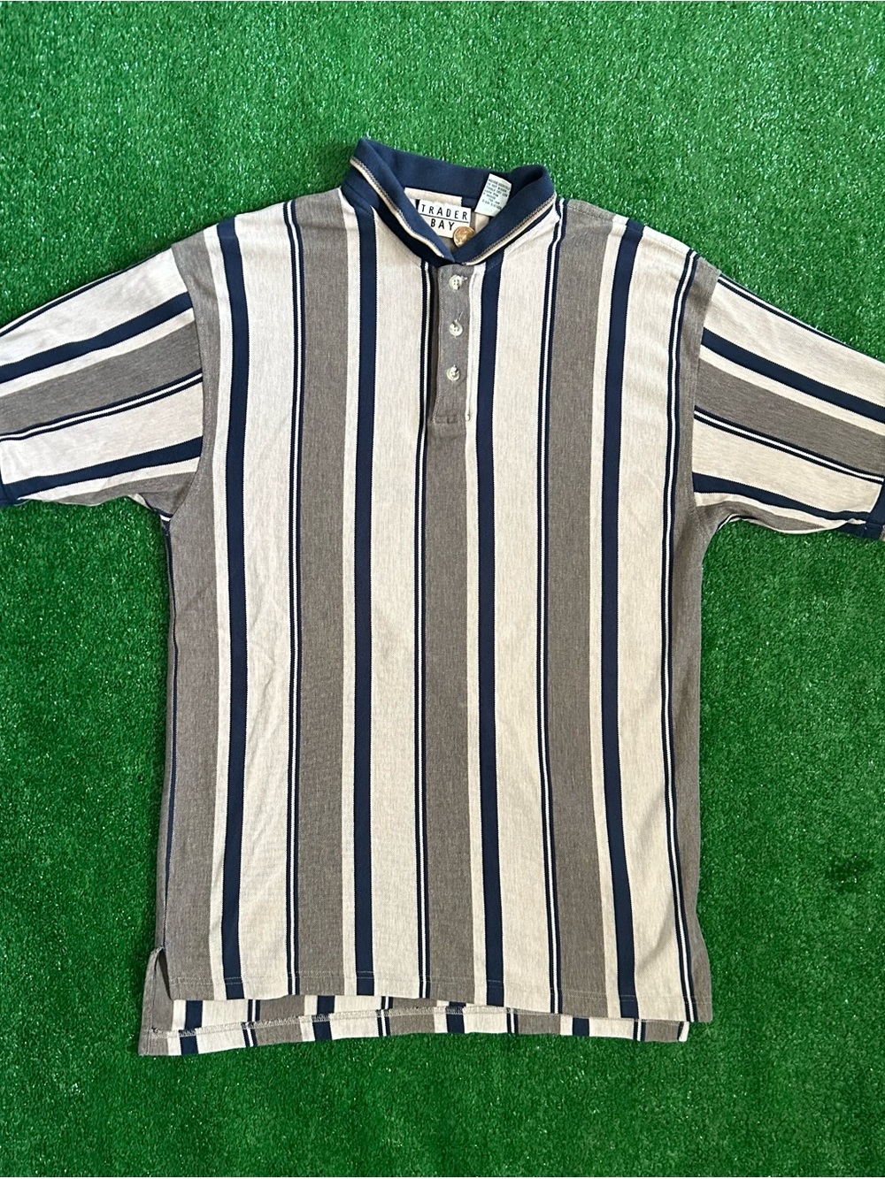 Trader Bay Men's Vertical Stripe Polo Tee